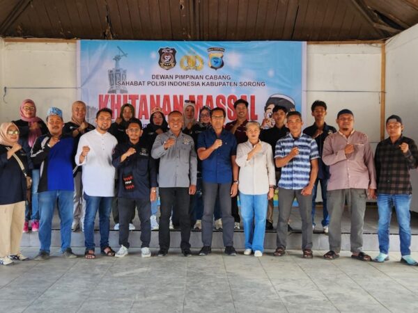 Sambut Ramadhan 1447 H, Polda PBD Gelar Khitanan Massal Gratis di Alun-alun Aimas