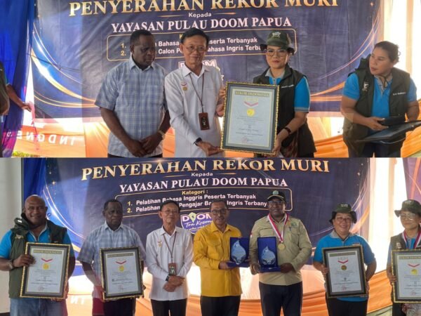 Dari Pulau Doom untuk Indonesia, Doom English Training Cetak Rekor MURI