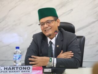 Hardiknas 2026, Senator Hartono Beri Gagasan Cemerlang Benahi 5 Masalah Pendidikan di Papua Barat Daya